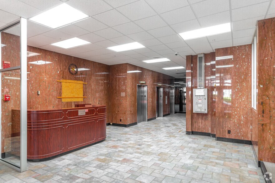 More Photos Of 525 Milam St, Shreveport Office For Sale