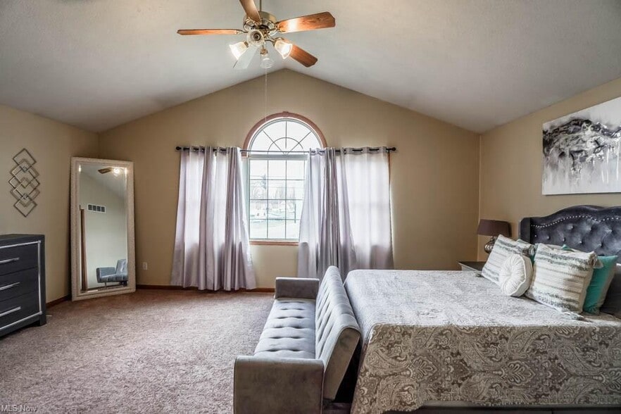 More Photos Of 11316 Cleveland Ave NW, Uniontown Office Residential For Sale