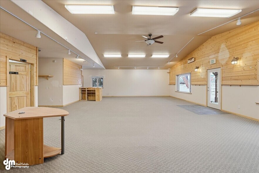 More Photos Of 32630 June Dr, Sterling Storefront For Sale