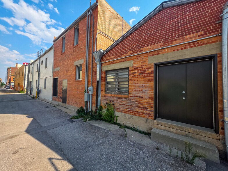 More Photos Of 720 Saint Joseph St, Rapid City Office For Sale