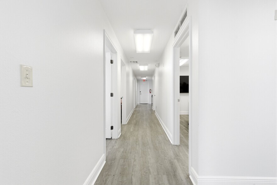 More Photos Of 611 NE 13th St, Fort Lauderdale Loft Creative Space For Lease