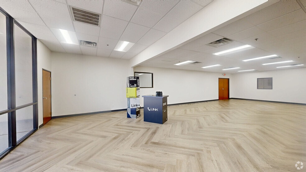 More Photos Of 2200 Denton Dr, Austin Unknown For Lease