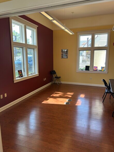 More Photos Of 1920 Old York Rd, Abington Office For Sale