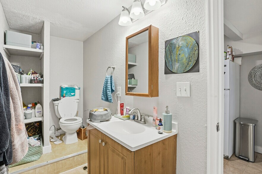 More Photos Of 303 Hooker St, Denver Apartments For Sale