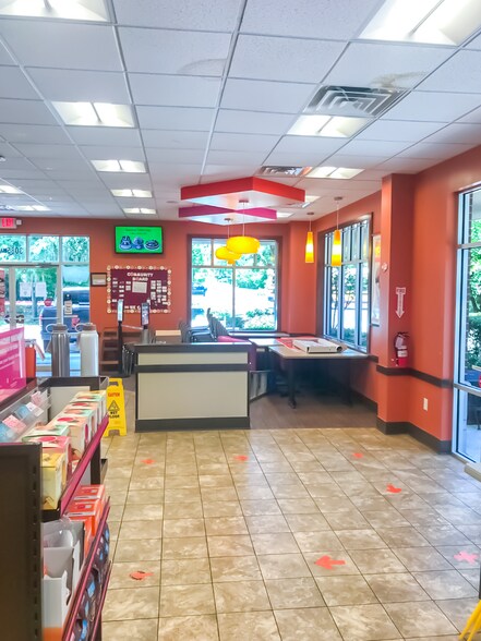 More Photos Of 3085 College Park Dr, The Woodlands Freestanding For Lease