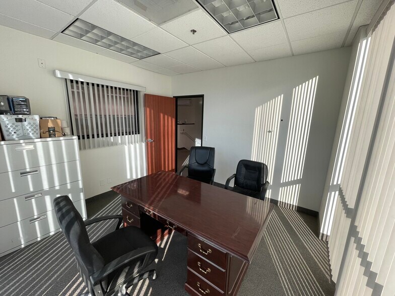 More Photos Of 13959 Central Ave, Chino Office For Lease