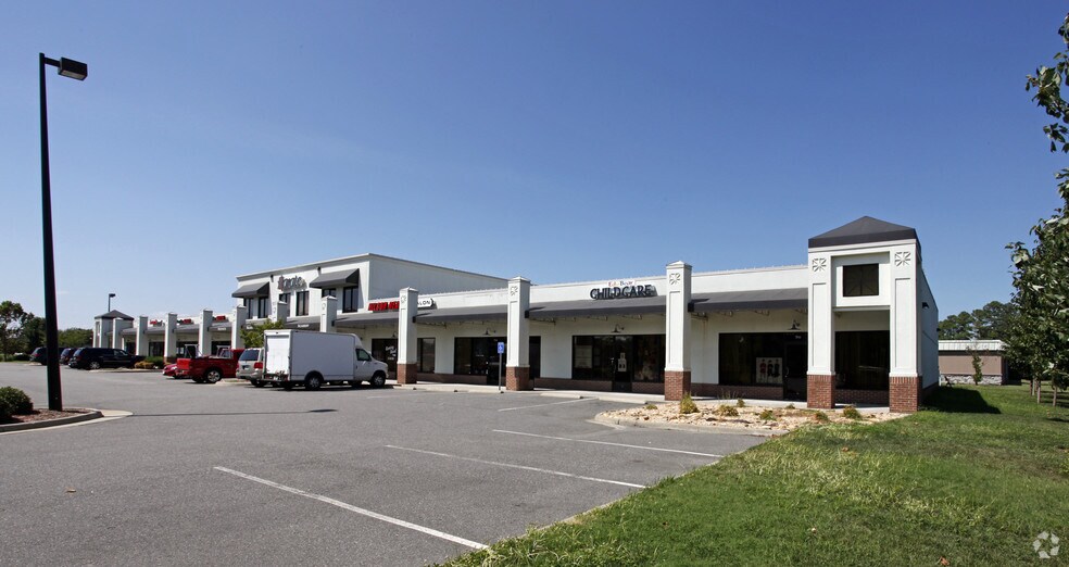 More Photos Of 711 Brick Kiln Blvd, Newport News Unknown For Lease