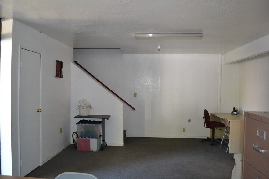 More Photos Of 3250 Monier Cir, Rancho Cordova Manufacturing For Lease