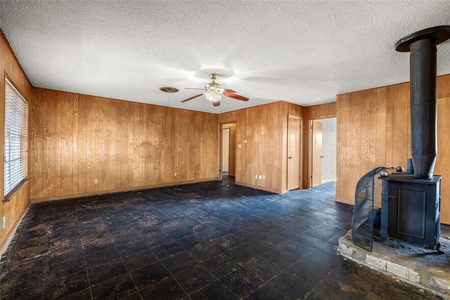 More Photos Of 24503 Ranch Road 12, Dripping Springs Office For Sale