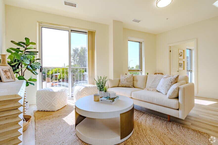 More Photos Of 301 Westmount Rd W, Kitchener Apartments For Lease