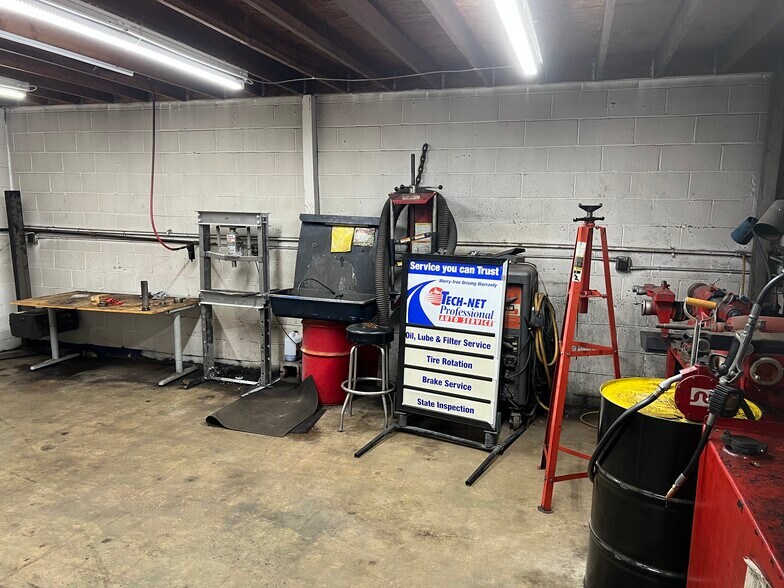 More Photos Of 169 Conowingo Rd, Conowingo Auto Repair For Lease