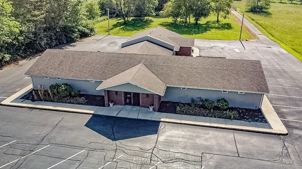 Primary Photo Of 1845 US Highway 127 N, Eaton Medical For Lease