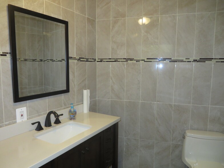 More Photos Of 286 E Main St, Somerville Medical For Lease