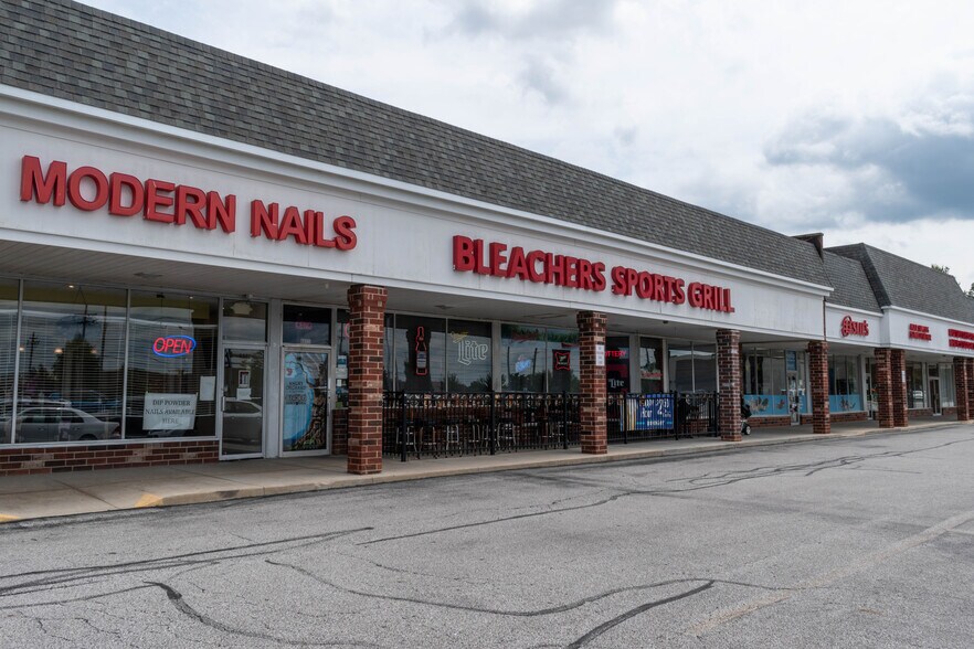 More Photos Of 6801 Ridge Rd, Parma Freestanding For Lease