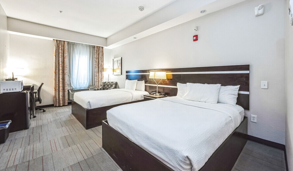 More Photos Of 24519 Interstate 45 Fwy, Spring Hotel For Sale