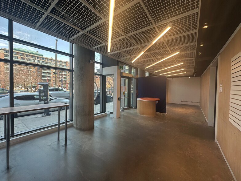 More Photos Of 68 Abell St, Toronto Apartments For Sale