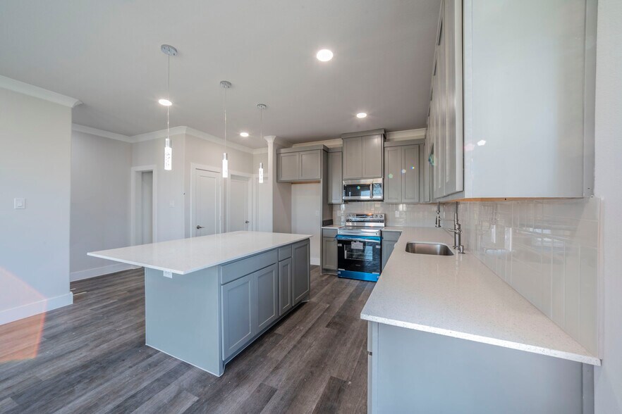 More Photos Of 1601 Mignon Dr, Arlington Apartments For Sale