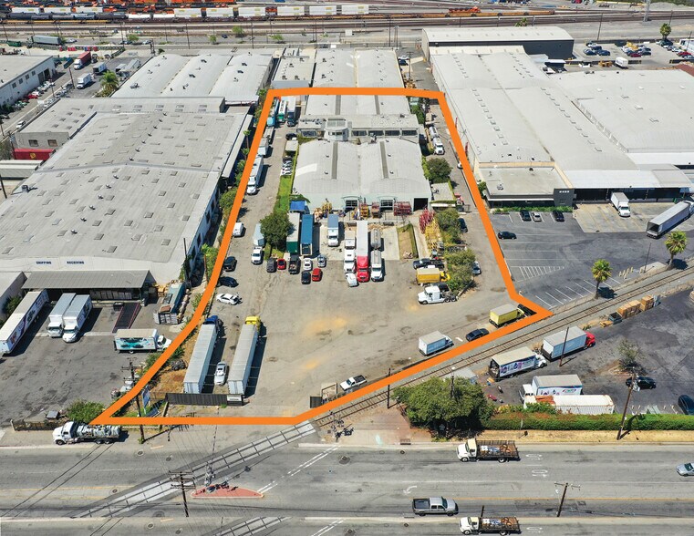 Primary Photo Of 6445 Bandini Blvd, Commerce Warehouse For Sale