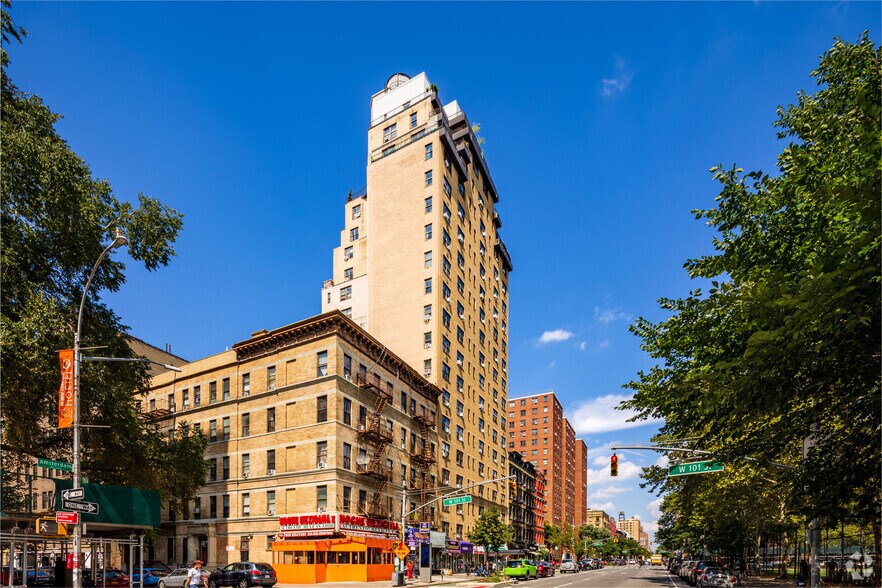 More Photos Of 850 Amsterdam Ave, New York Apartments For Lease