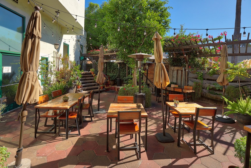 More Photos Of 5924-5930 York Blvd, Los Angeles Restaurant For Lease