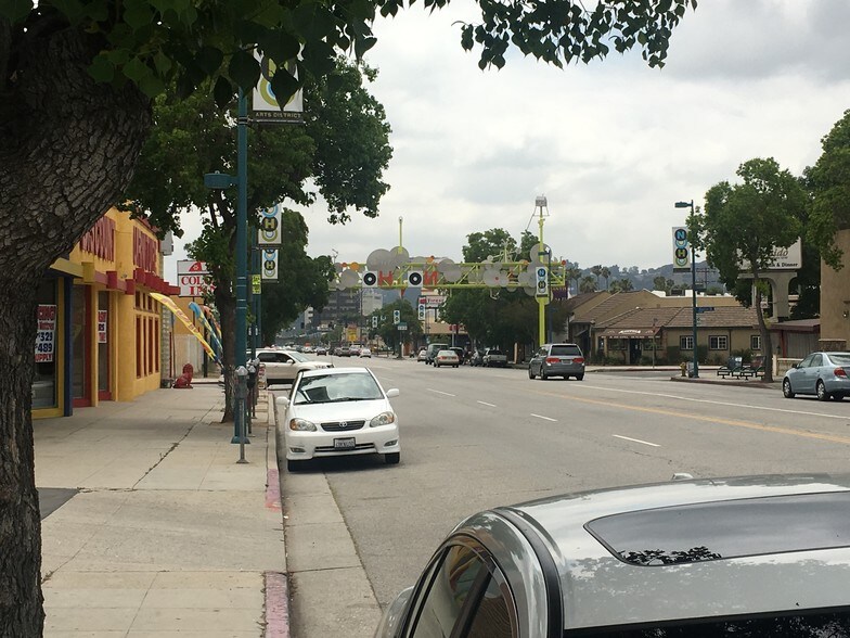 More Photos Of 4920 Lankershim Blvd, North Hollywood Office For Lease