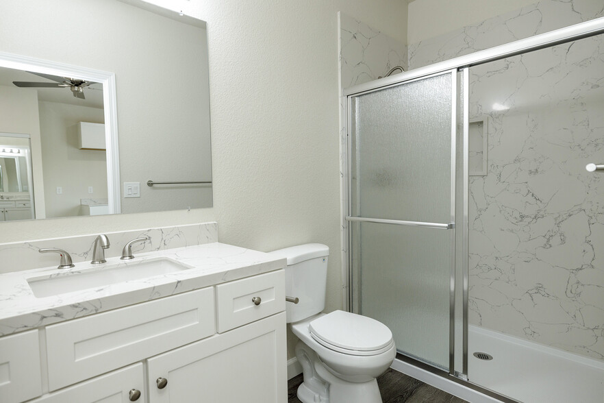 More Photos Of 720 N 2nd St, Patterson Specialty For Sale