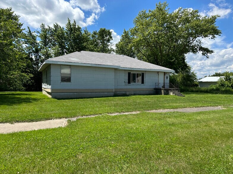 More Photos Of 2405 E Court St, Kankakee Land For Sale