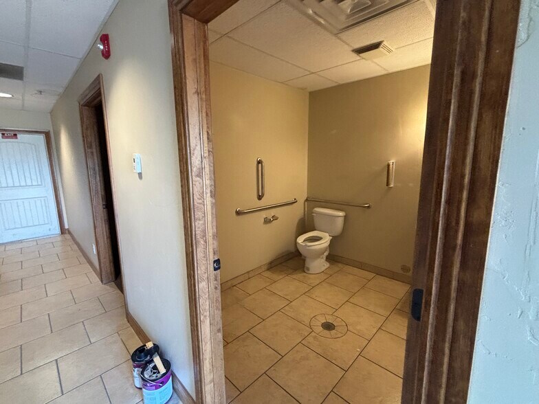 More Photos Of 703 Greenway Dr, Fruita Warehouse For Lease