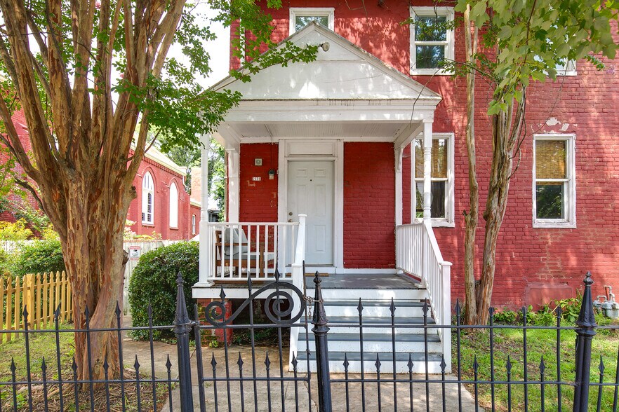 More Photos Of 2608 E Marshall St, Richmond Apartments For Sale