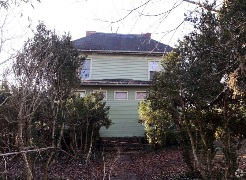 More Photos Of 8277 E Main St, Marshall Office Residential For Lease