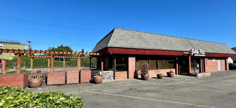More Photos Of 151 Sunset Blvd N, Renton Restaurant For Lease