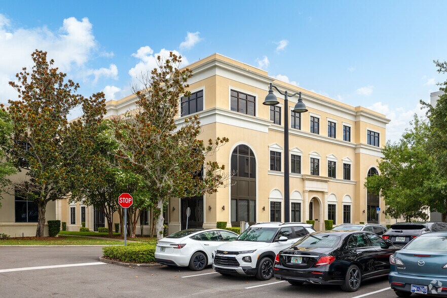More Photos Of 4798 New Broad St, Orlando Unknown For Lease