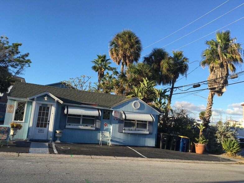 More Photos Of 644 Mandalay Ave, Clearwater Beach Specialty For Sale