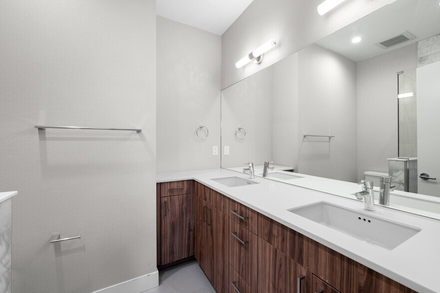 More Photos Of 5151 W 10th Ave, Denver Apartments For Sale