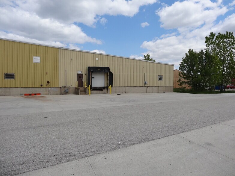 More Photos Of 2310-2320 S 30th St, Lafayette Warehouse For Lease