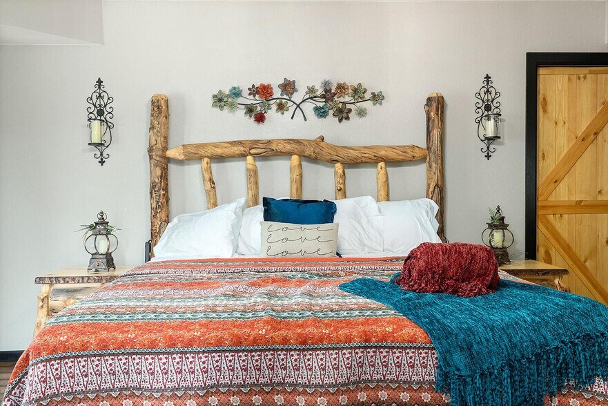 More Photos Of 381 W Guin Rd, Nixa Lodge Meeting Hall For Sale