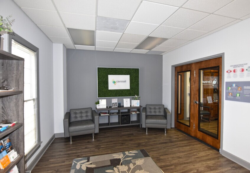More Photos Of 2021 Richard Jones Rd, Nashville Office For Lease