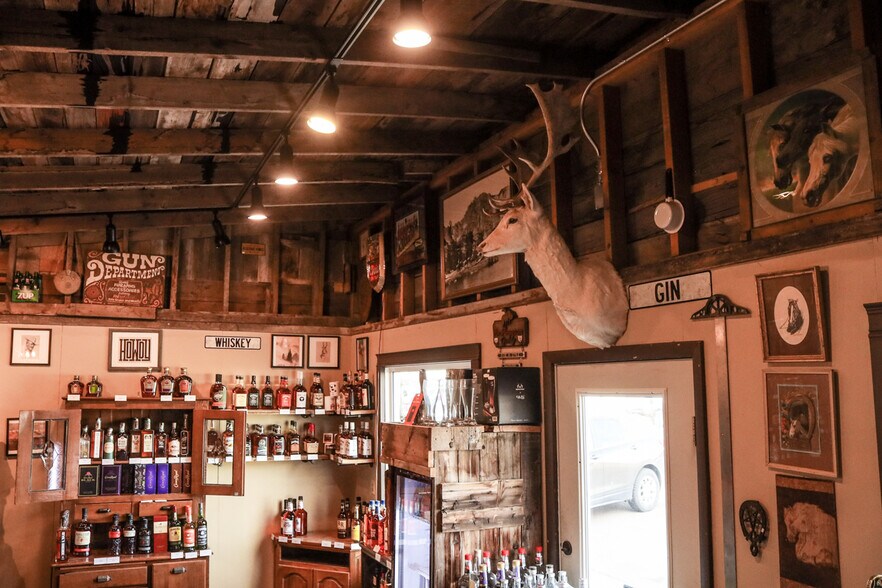 More Photos Of 426 Central Ave, Fairfield Storefront For Sale