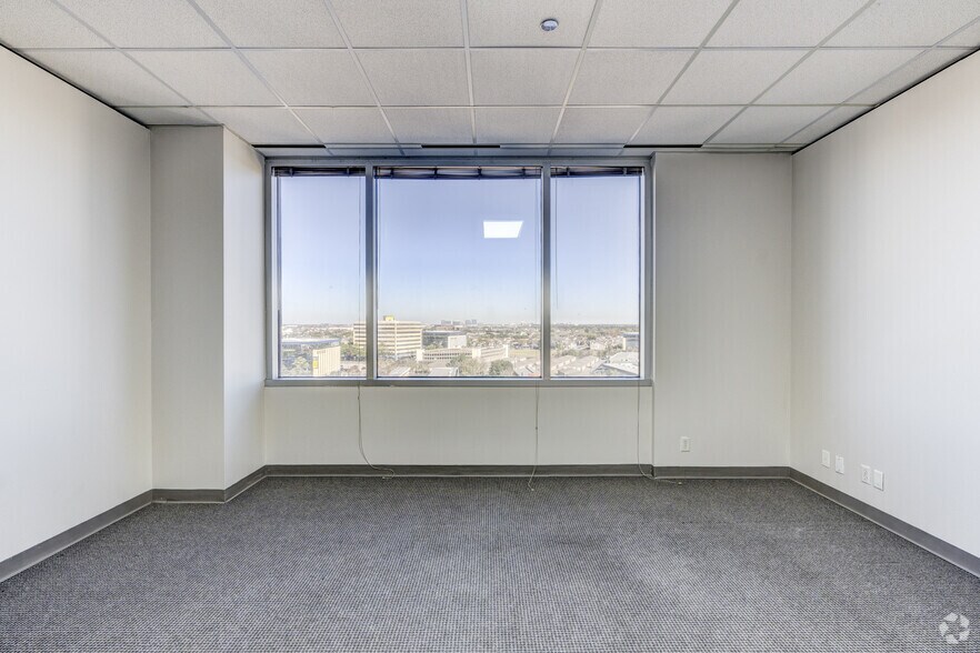 More Photos Of 9800 Centre Pky, Houston Office For Lease