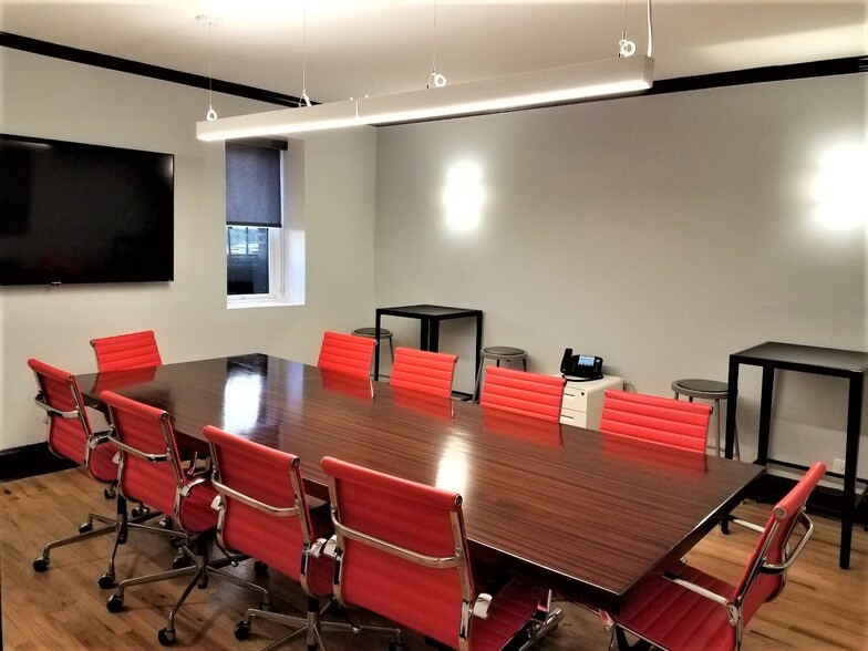 More Photos Of 25 8th Ave, Brooklyn Office For Sale