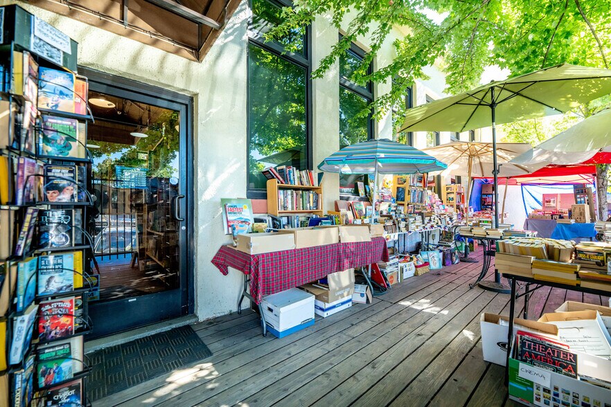 More Photos Of 107 Bank St, Grass Valley Storefront For Sale
