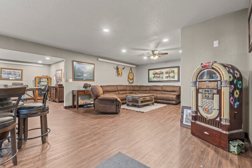 More Photos Of 5642 Bob Ln, Black Hawk Service For Sale