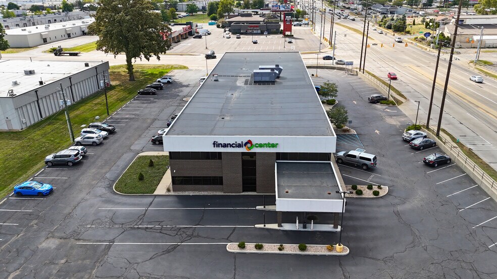More Photos Of 5455 W 86th St, Indianapolis Office For Lease