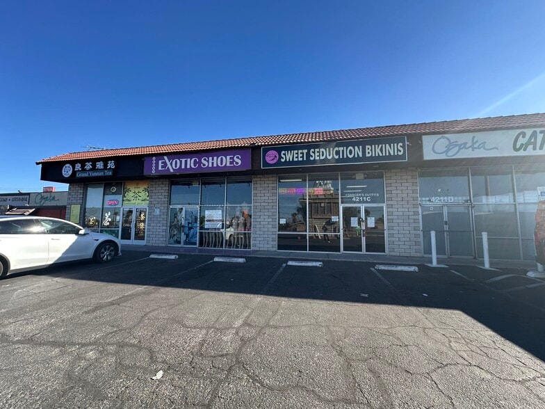More Photos Of 4211 W Sahara Ave, Las Vegas Storefront Retail Office For Sale