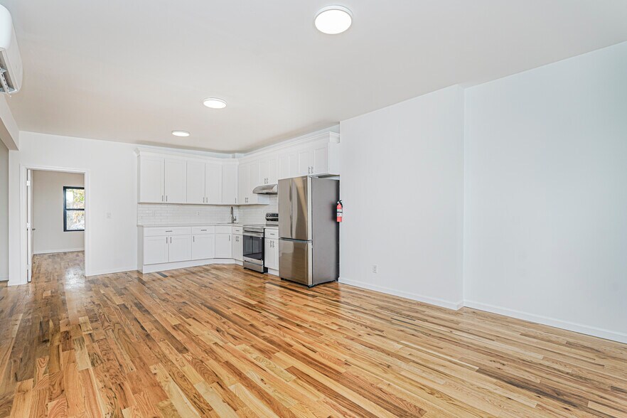 More Photos Of 1256 Bay St, Staten Island Apartments For Lease