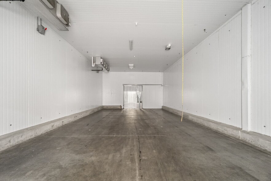 More Photos Of 751 Via Lata, Colton Manufacturing For Sale