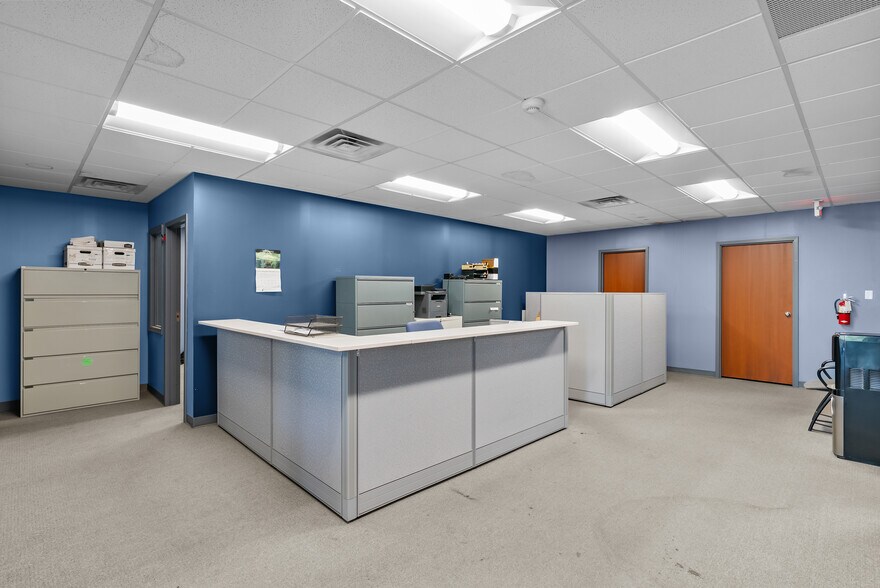 More Photos Of 112-116 Holloway Rd, Ballwin Office For Sale