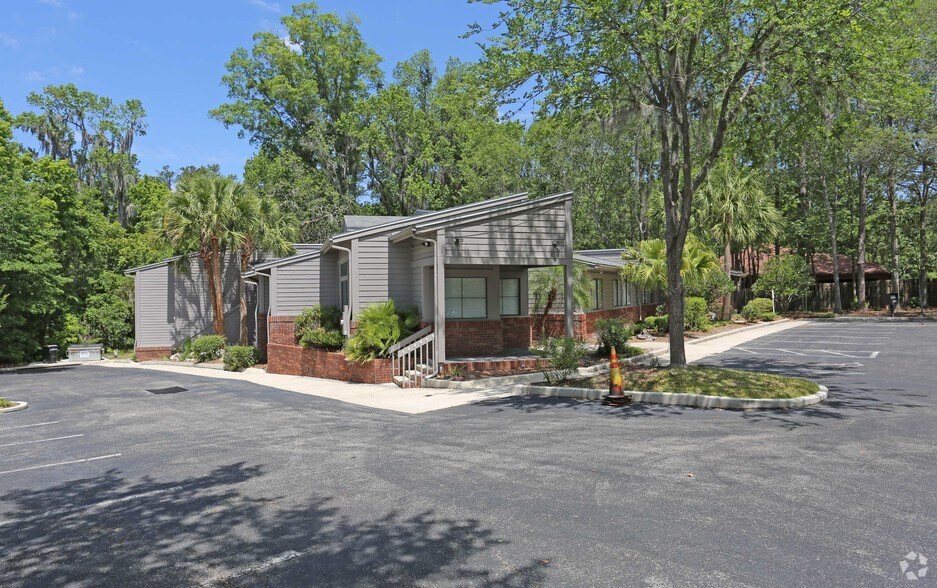 Primary Photo Of 1034 NW 57th St, Gainesville Medical For Lease