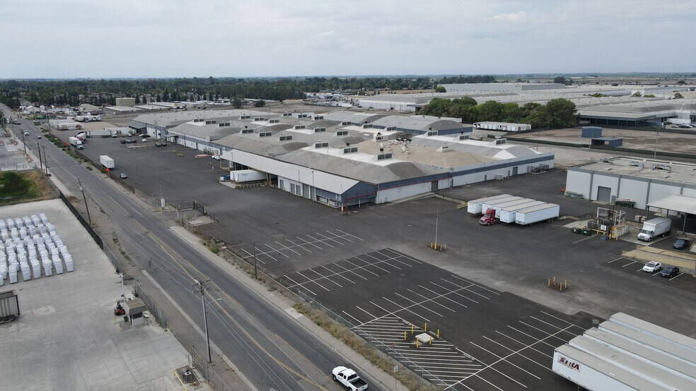 More Photos Of 1515-1521 S Fresno Ave, Stockton Warehouse For Lease