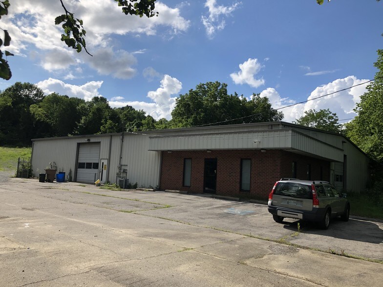 More Photos Of 3530 Dickerson Pike, Nashville Flex For Sale
